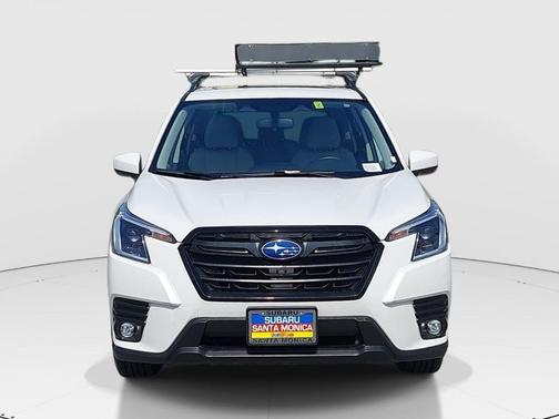 Crystal White Pearl 2024 Subaru Forester Premium