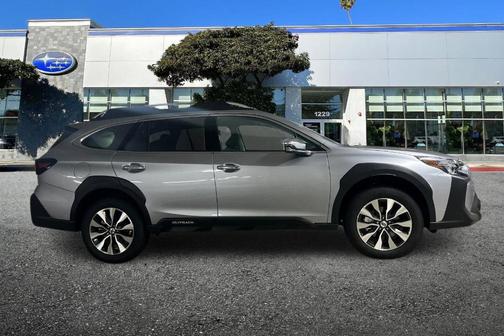 2025 Subaru Outback Touring XT