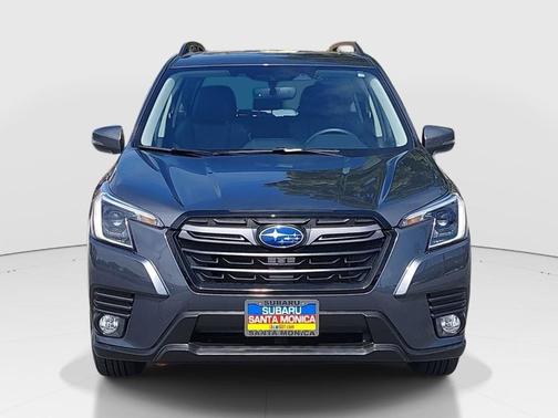 Magnetite Gray Metallic 2023 Subaru Forester Limited
