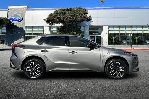 2026 Subaru Solterra Premium