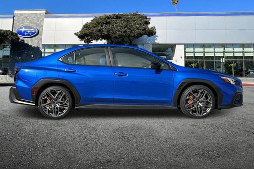 2025 Subaru WRX tS