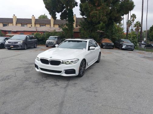 2019 BMW 540 i