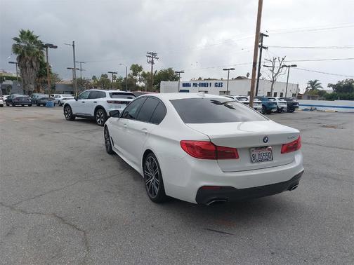 2019 BMW 540 i