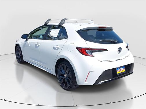 2024 Toyota Corolla Hatchback XSE