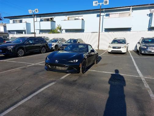 2024 Mazda MX-5 Miata Club