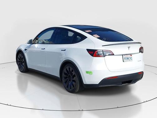 White 2023 Tesla Model Y Performance