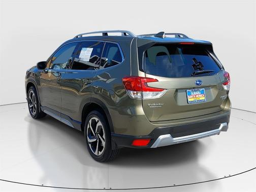 2023 Subaru Forester 2.5i Touring
