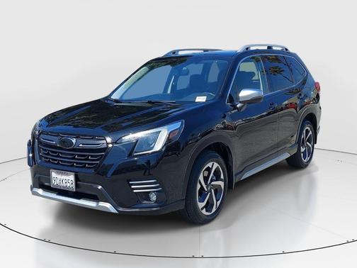 Crystal Black Silica 2022 Subaru Forester Touring