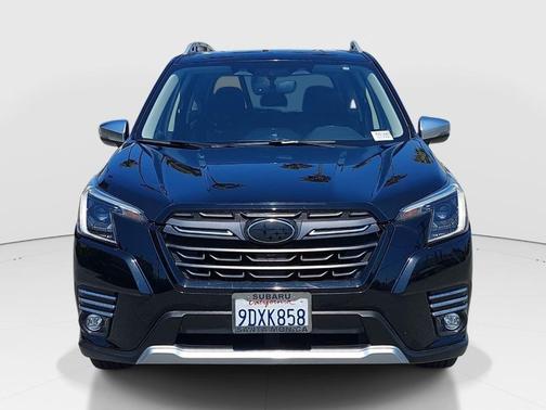 Crystal Black Silica 2022 Subaru Forester Touring