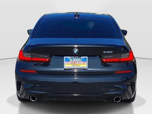 Black Sapphire Metallic 2021 BMW 330 i