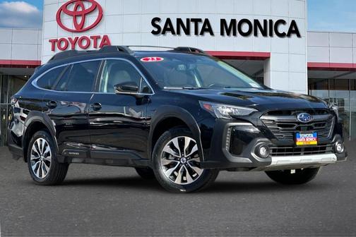 Crystal Black Silica 2023 Subaru Outback Limited XT