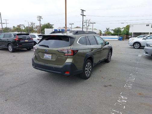 2024 Subaru Outback Premium