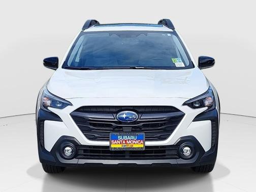 Crystal White Pearl 2023 Subaru Outback Premium