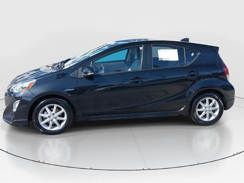 2017 Toyota Prius c One