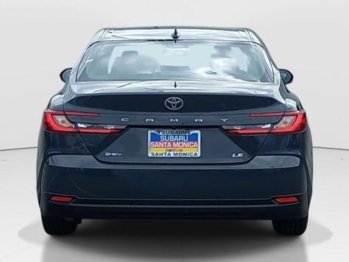 UNDERGROUND 2025 Toyota Camry LE