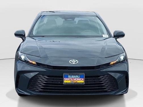 UNDERGROUND 2025 Toyota Camry LE