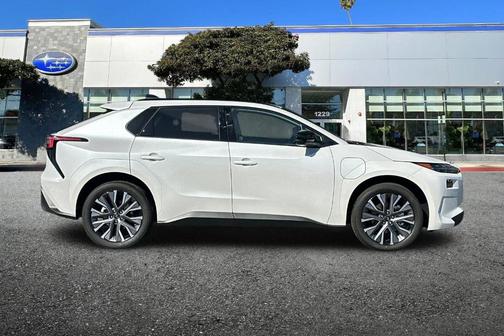 2026 Subaru Solterra Limited