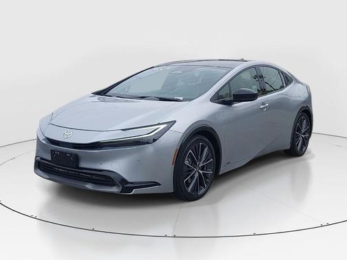CUTTING EDGE 2024 Toyota Prius XLE