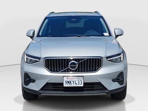 Silver 2024 Volvo XC40 B5 Plus Bright Theme