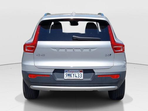 Silver 2024 Volvo XC40 B5 Plus Bright Theme