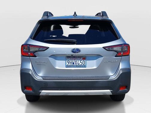 Ice Silver Metallic 2024 Subaru Outback Limited