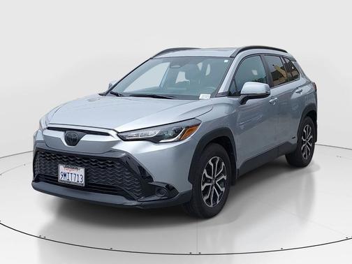 Silver 2024 Toyota Corolla Cross Hybrid SE