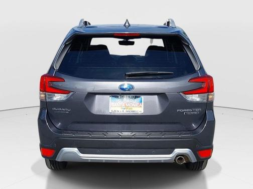 Magnetite Gray Metallic 2022 Subaru Forester Touring
