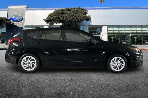 2025 Subaru Impreza Base