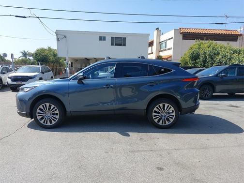 2024 Toyota Venza XLE