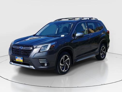 Magnetite Gray Metallic 2023 Subaru Forester 2.5i Touring