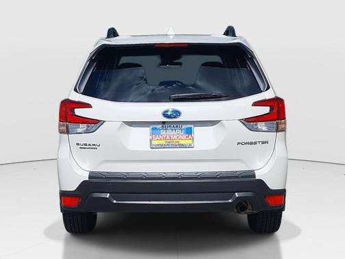 Crystal White Pearl 2023 Subaru Forester Premium