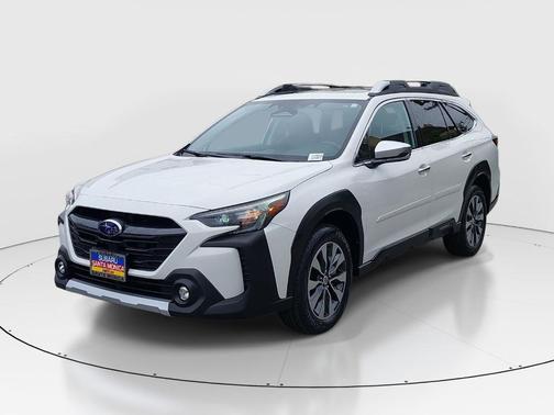 Crystal White Pearl 2023 Subaru Outback Touring XT