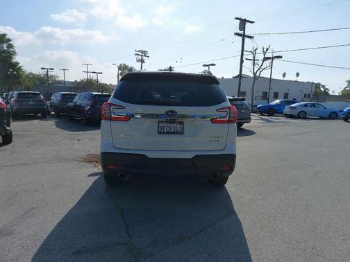 2023 Subaru Ascent Limited 8-Passenger