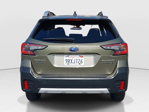 2022 Subaru Outback Touring XT