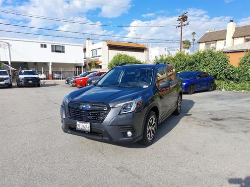 2022 Subaru Forester Premium