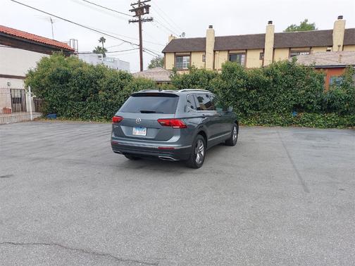 2021 Volkswagen Tiguan 2.0T SEL