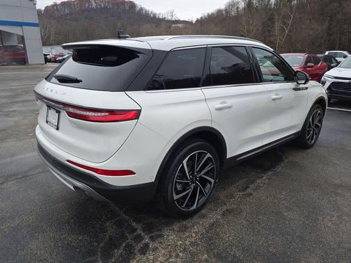 2023 Lincoln Corsair Reserve