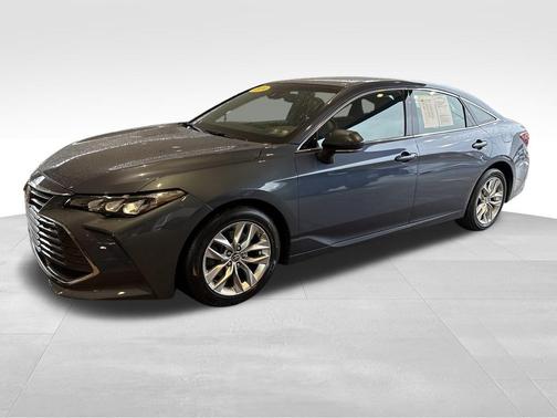 2019 Toyota Avalon XLE