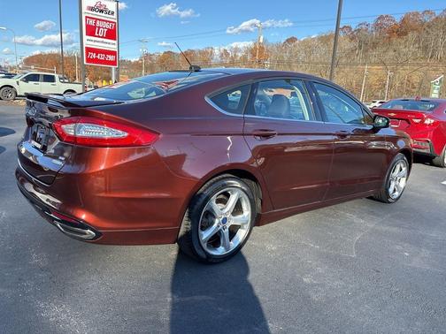2015 Ford Fusion SE