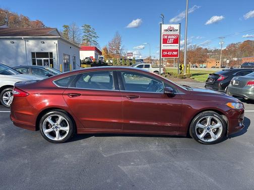 2015 Ford Fusion SE