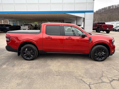 2023 Ford Maverick Lariat