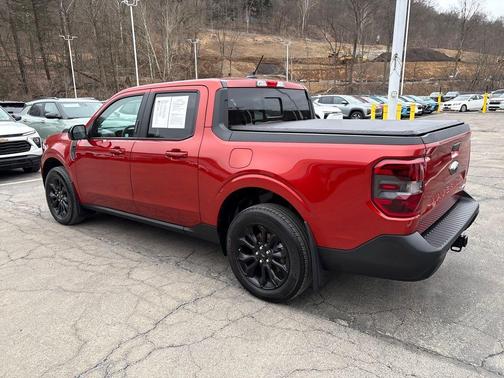 2023 Ford Maverick Lariat
