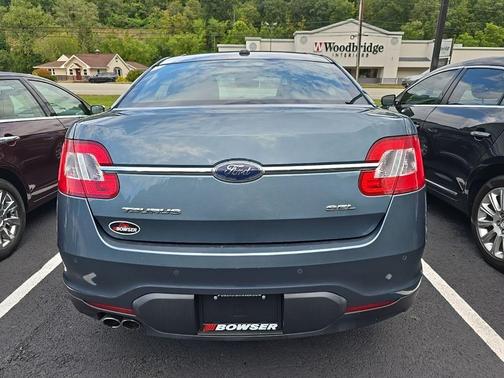 2010 Ford Taurus SEL