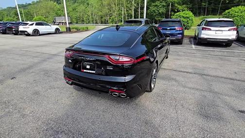 2020 Kia Stinger GT1