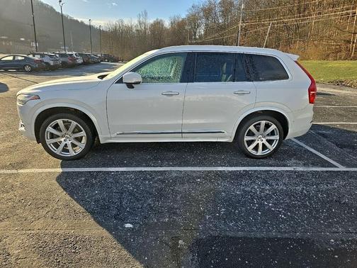 2019 Volvo XC90 T6 Inscription