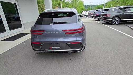 2026 Genesis GV70 2.5T Select