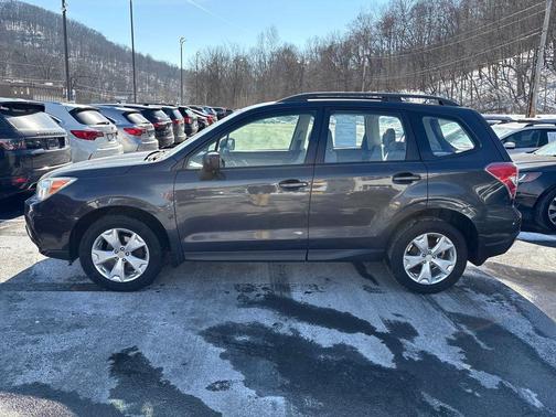 2015 Subaru Forester 2.5i