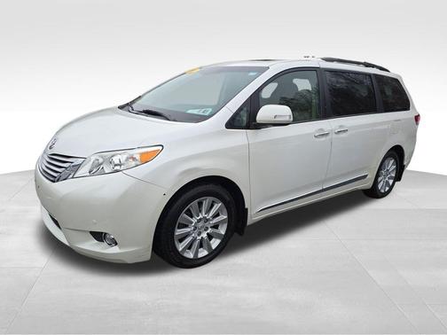 2014 Toyota Sienna XLE