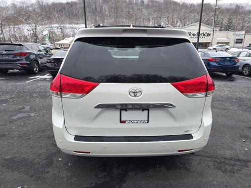 2014 Toyota Sienna XLE
