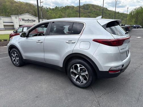 Sparkling Silver 2021 Kia Sportage LX